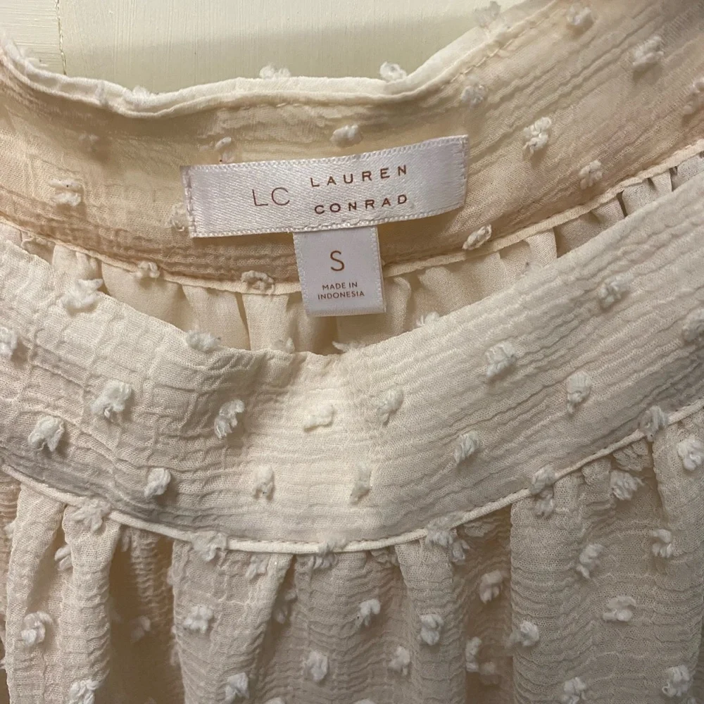 Lauren Conrad blouse - Picture 2 of 2